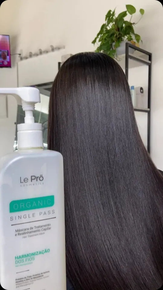 Avant/après lissage sans formol Le Prö Cosmetics, résultat 3 sur cheveux de cliente au Maroc